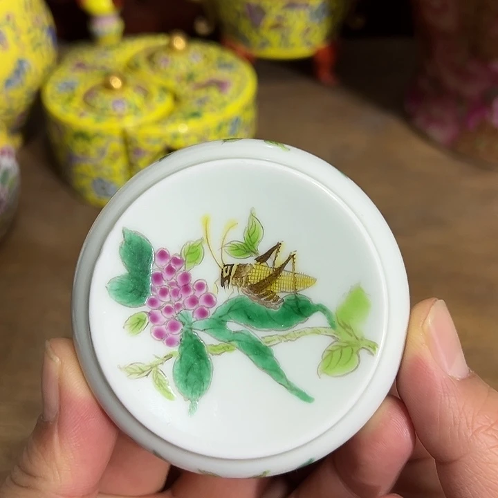 摆件精品陶瓷粉彩摆件