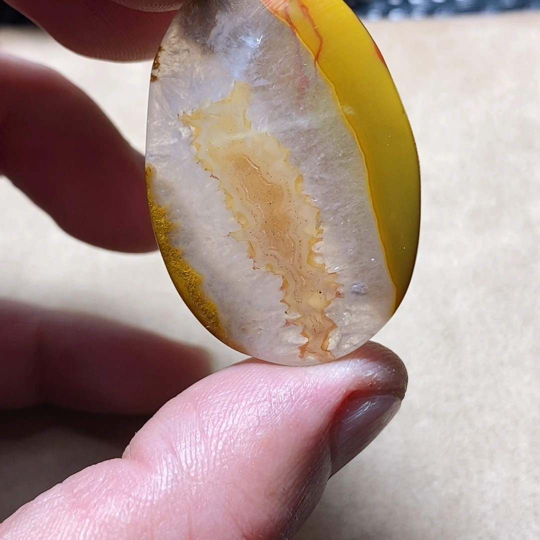 玛瑙/玉髓颈饰未镶嵌d****u