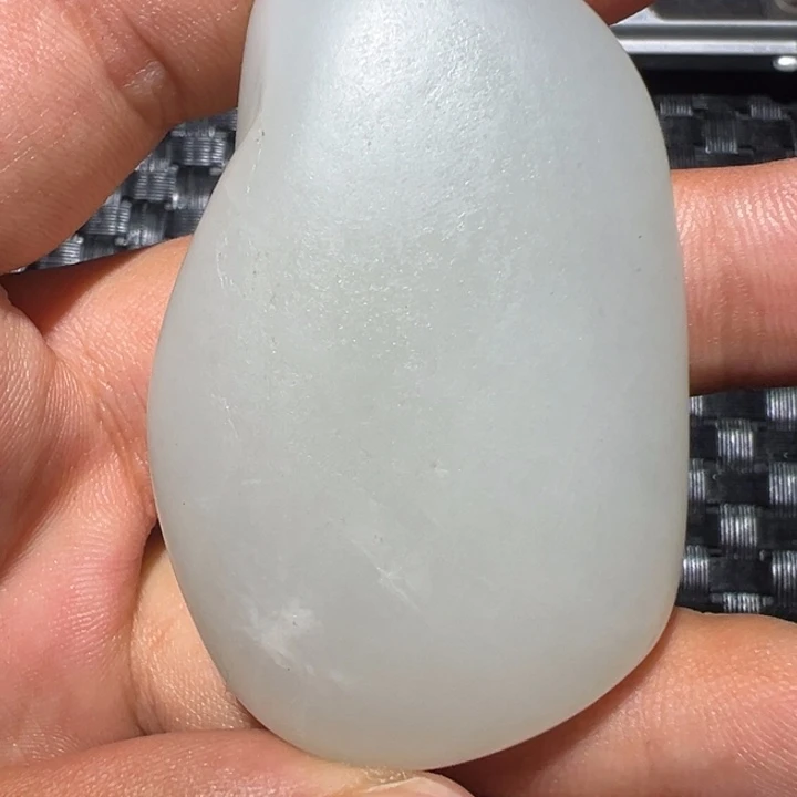 和田玉(糖玉)未镶嵌颈饰