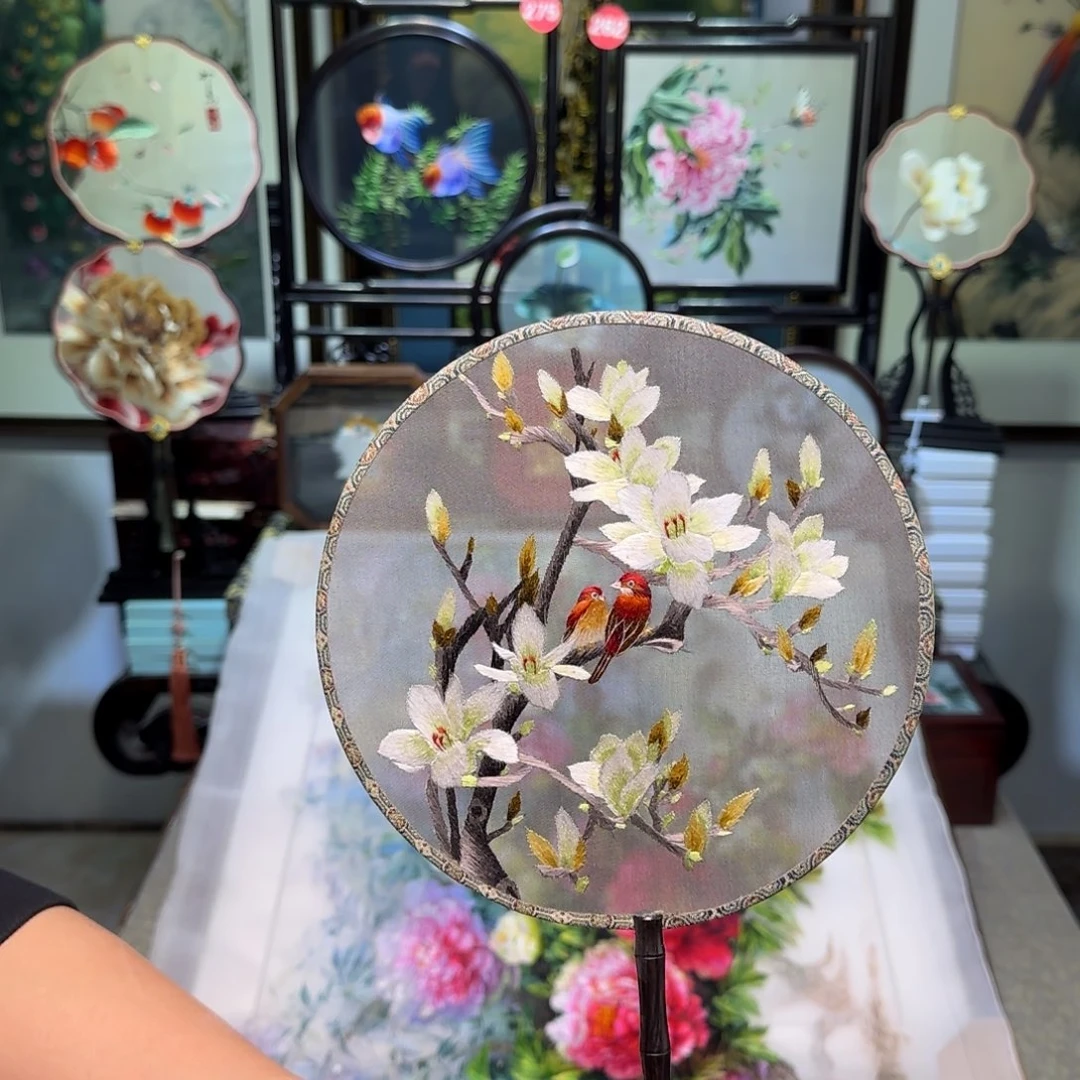 刺绣刺绣工艺精湛