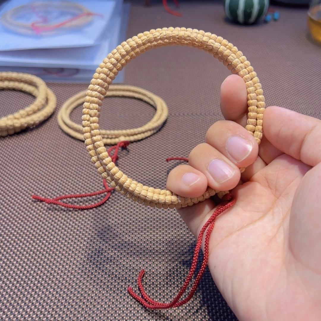 张***瑀柏香籽/百香籽吊坠