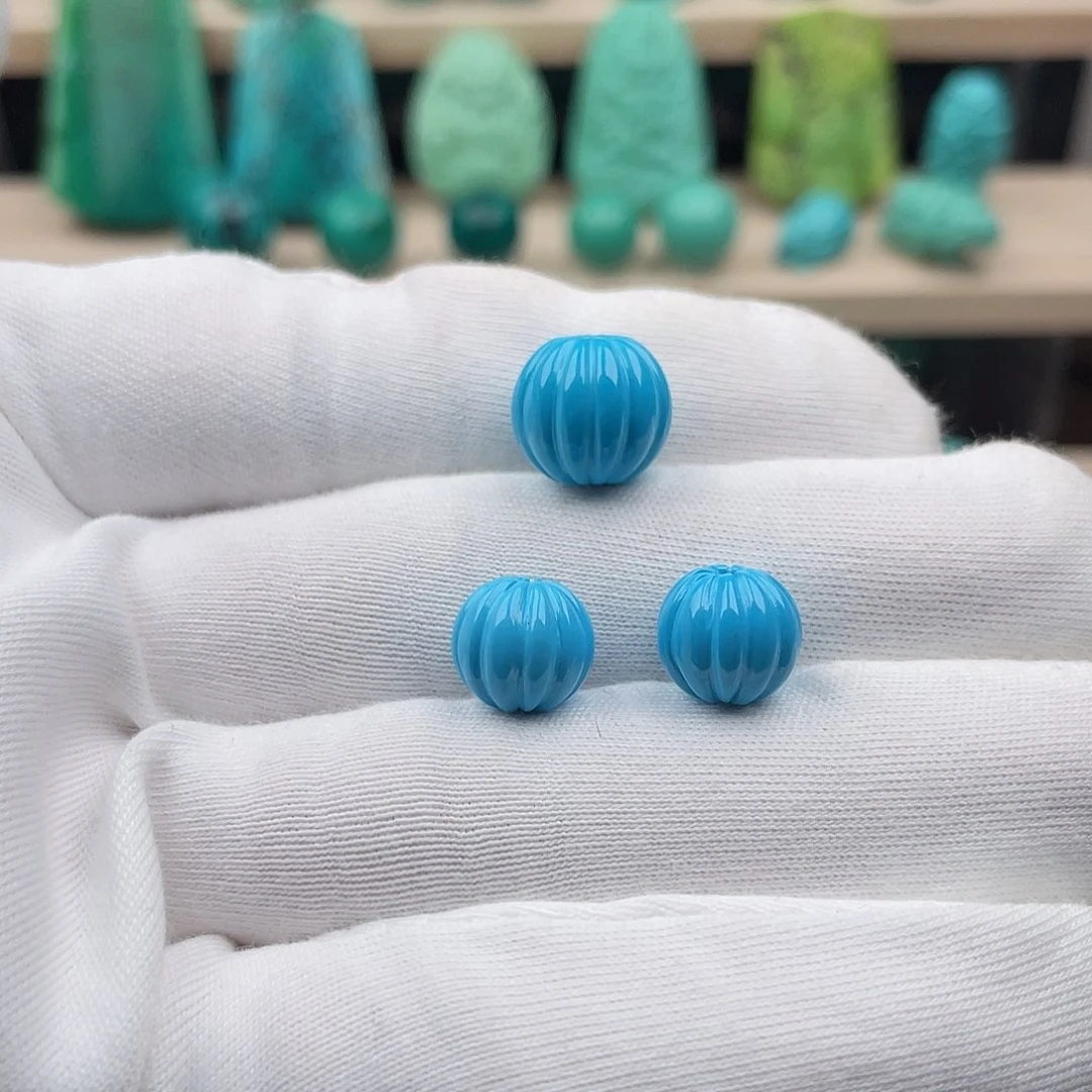 湖北月儿潭蓝料10-12mm瓜珠一套