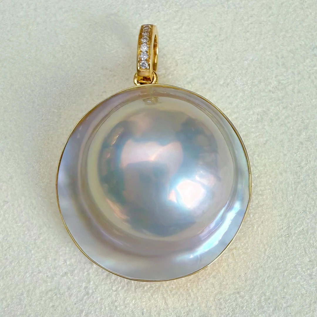 朕的珠 经典简约款荷包蛋厚金系列 炫彩海水马贝吊坠18K黄金成品