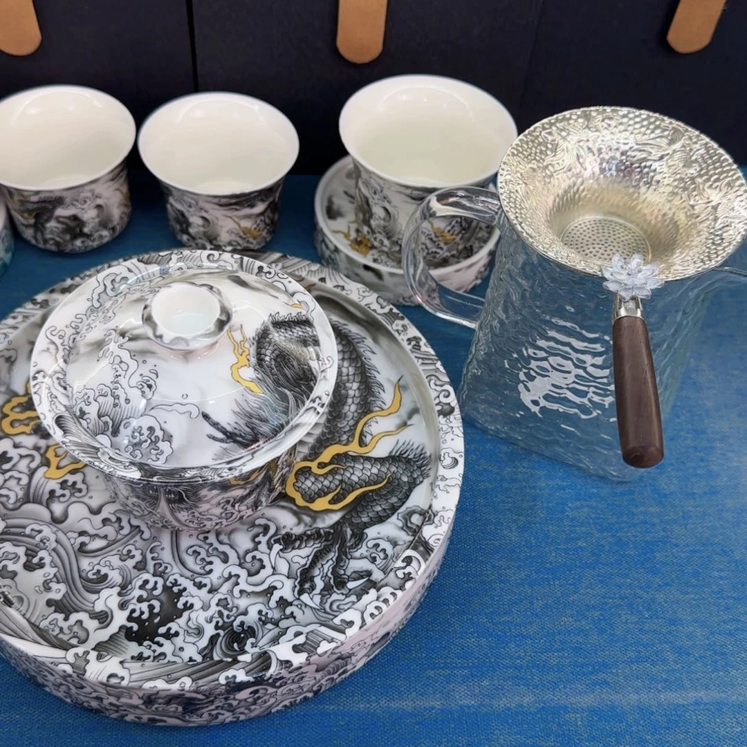 这些盖碗真好看！！！