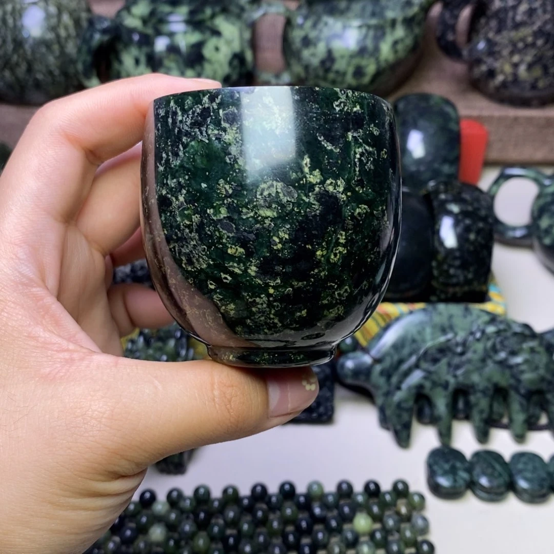 未镶嵌蛇纹石玉手链微瑕