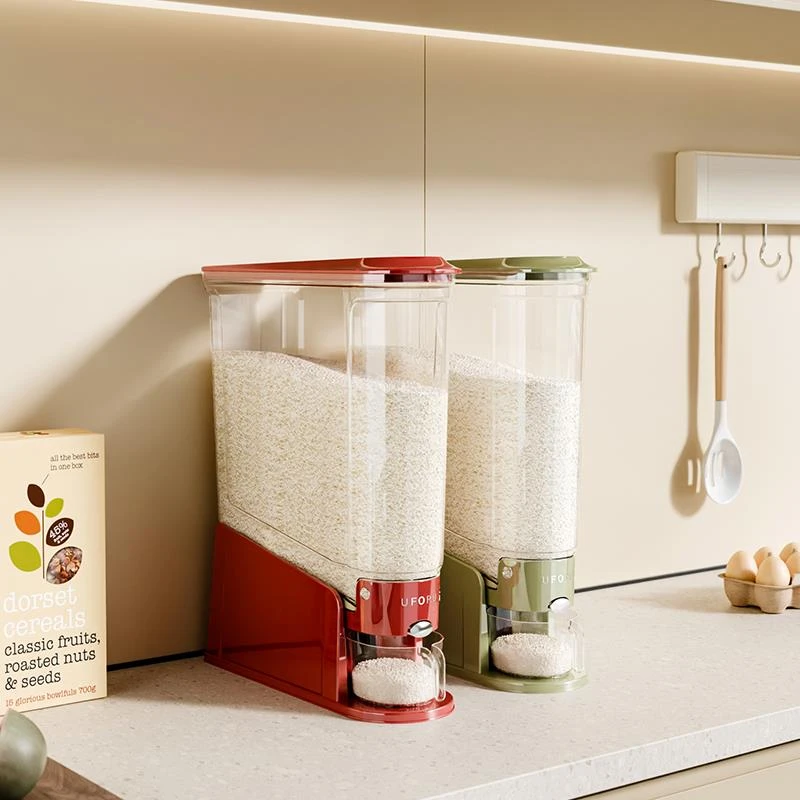 按压式夹缝米桶2025新款防虫防潮密封家用食品级米缸储粮桶收纳