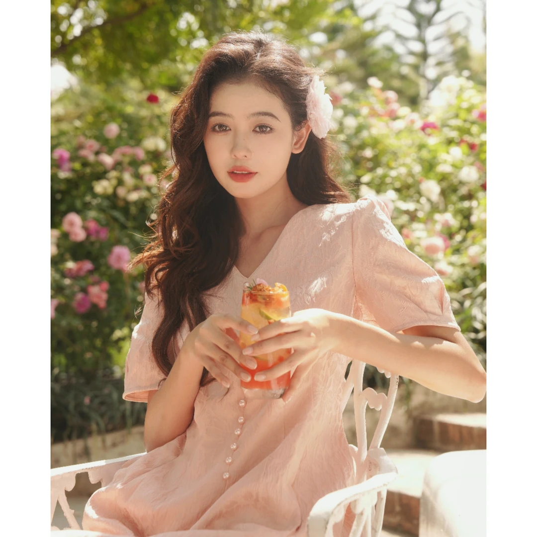 【花漾】玫瑰裙仙女裙假日风收腰法式优雅女装连衣裙