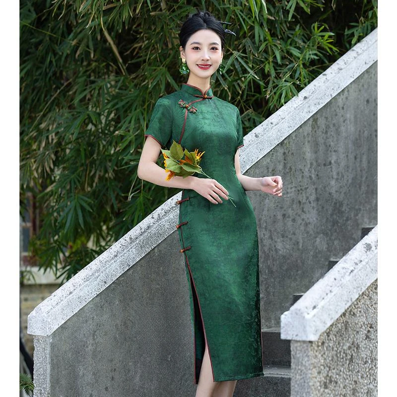 送考绿色旗袍旗开得胜高考妈妈穿的旗袍高端复古上海风2025新款
