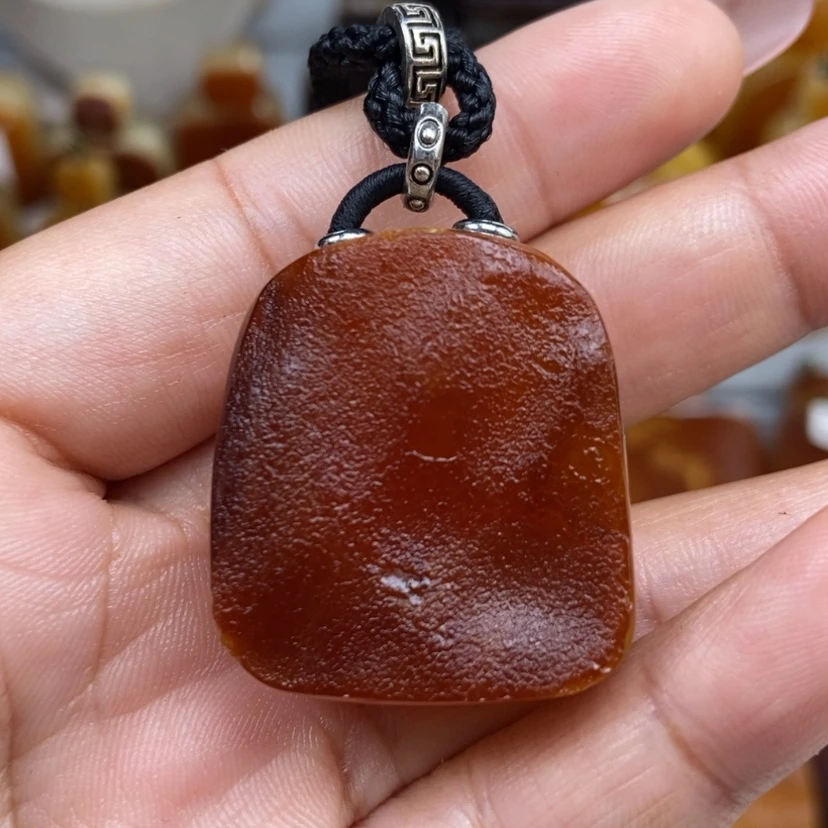 【闪购商品】琥珀颈饰未镶嵌