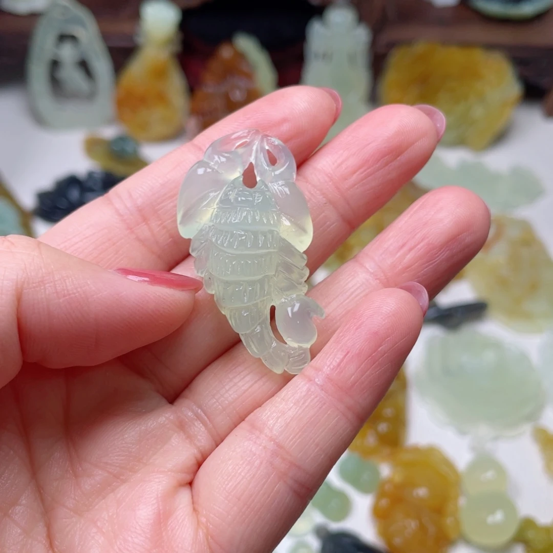 蛇纹石玉颈饰未镶嵌柒*