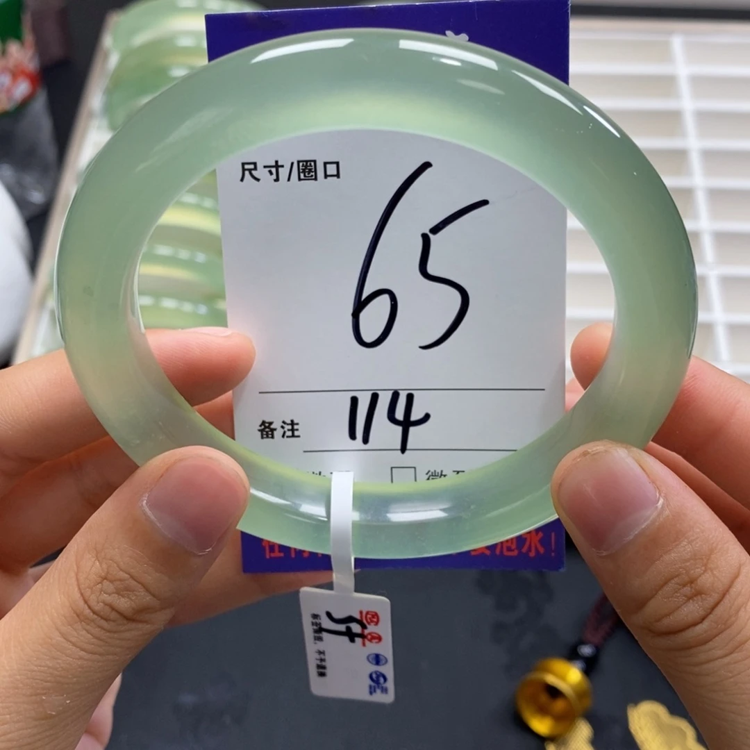 蛇纹石玉未镶嵌手镯月***^