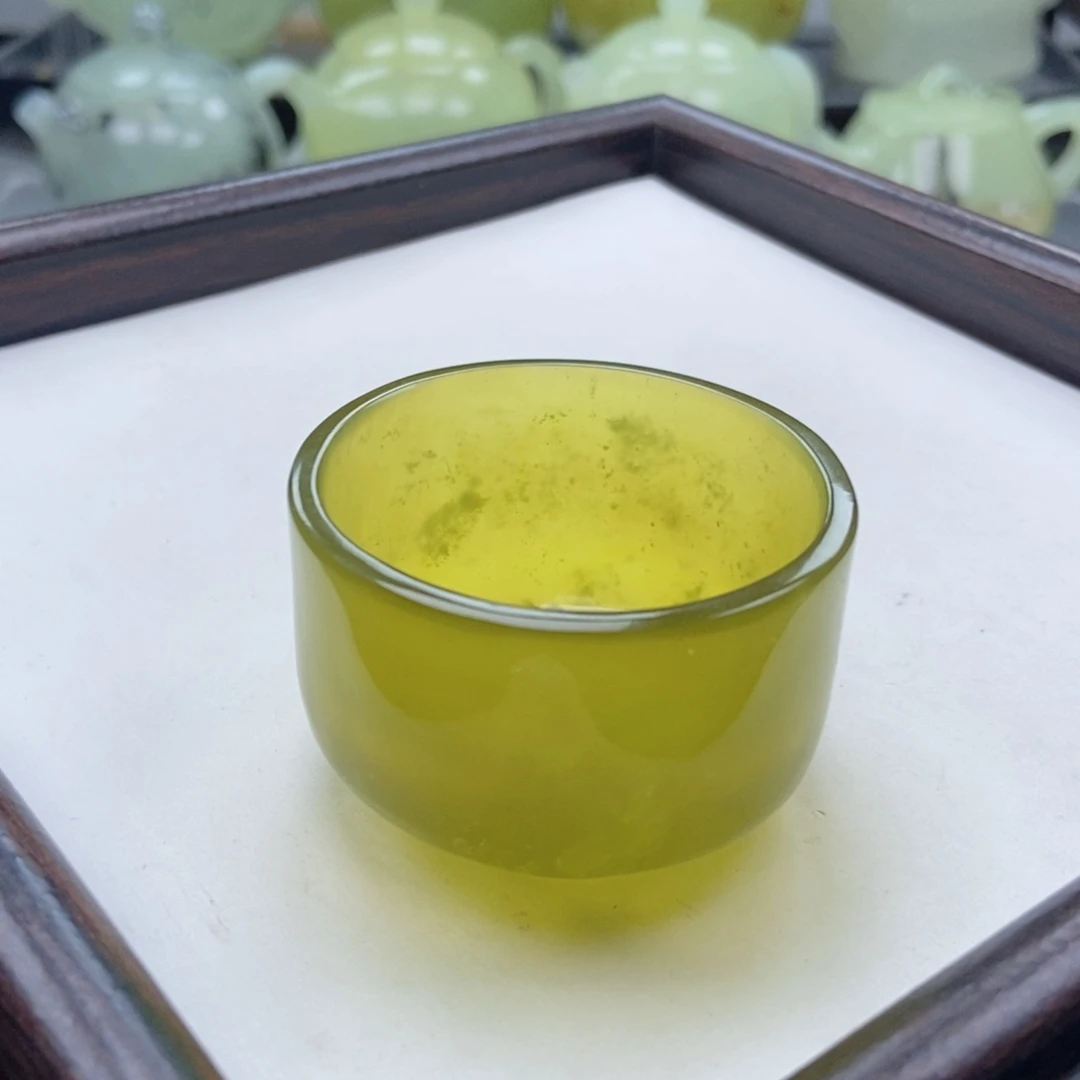 ^***^蛇纹石玉未镶嵌水杯