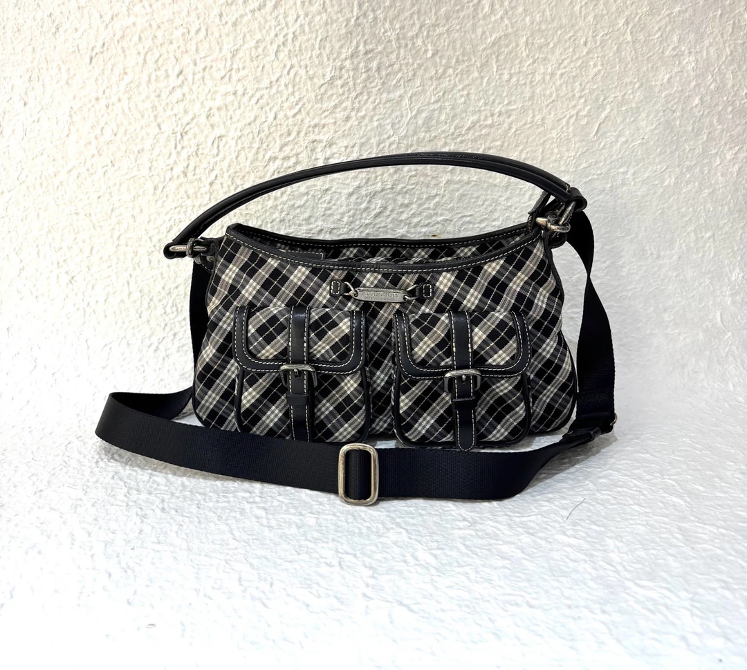 95新 BURBERRY/博柏利 BURBERRY中古黑格机车腋下小号2ways