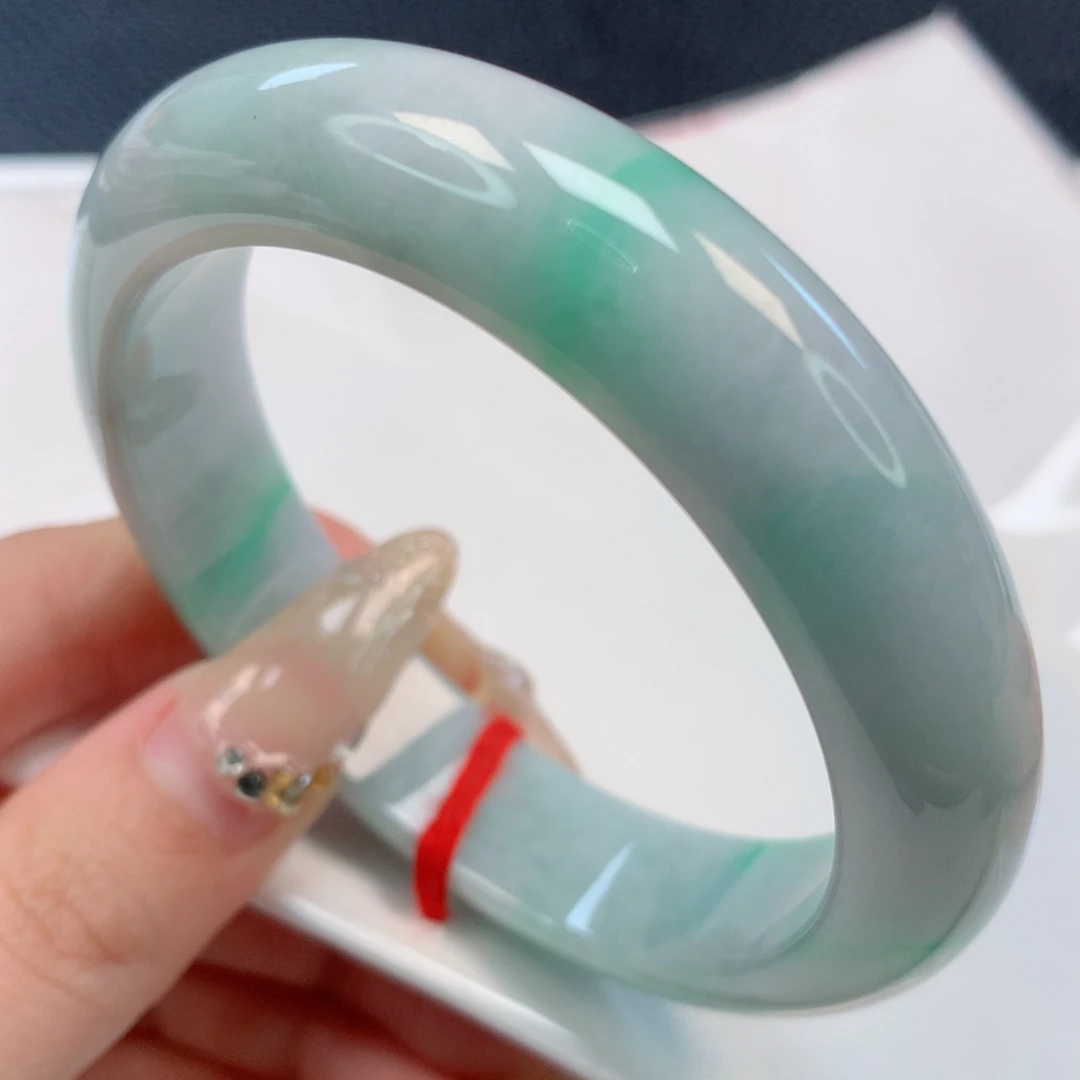 【闪购商品】翡翠手镯未镶嵌57圈