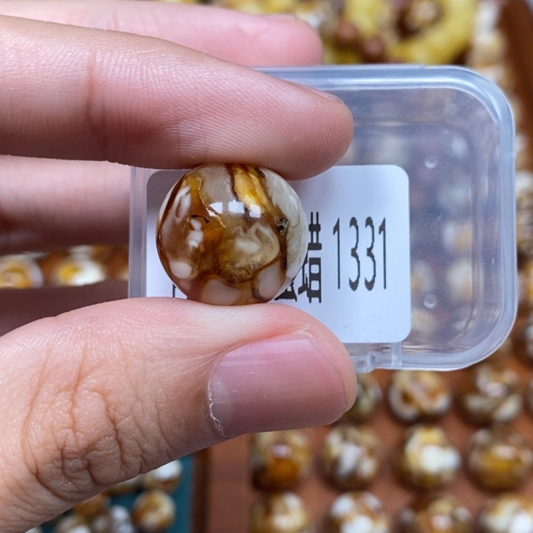 把件猴头核桃沁色圆珠老型1331