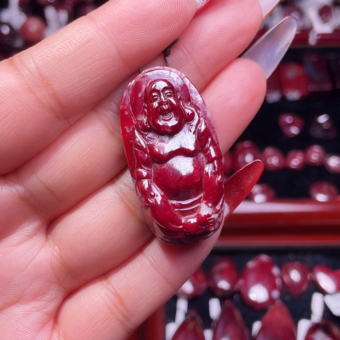 天然辰砂天然朱砂雕刻吊坠