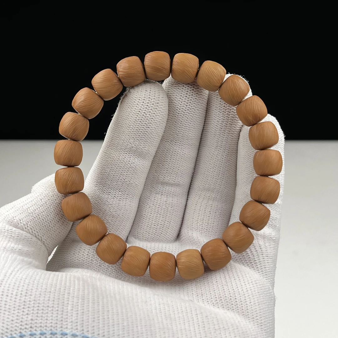 【鑫隆】山峦直切微微瑕款猴头雕刻手串