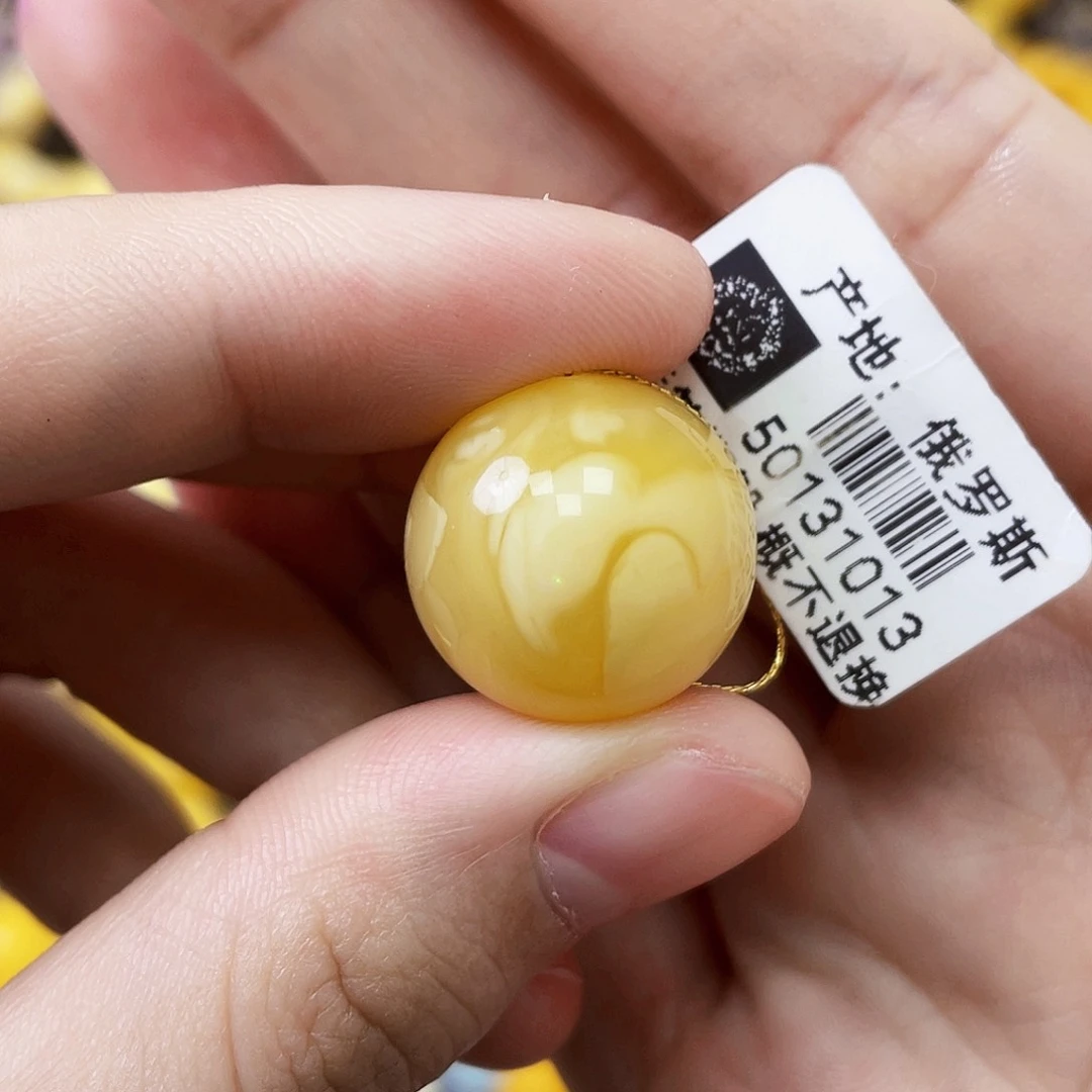 未镶嵌琥珀珠宝奇石松17.4mm奶咖浓蜡妖花