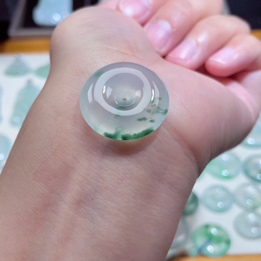 颈饰未镶嵌翡翠扣子