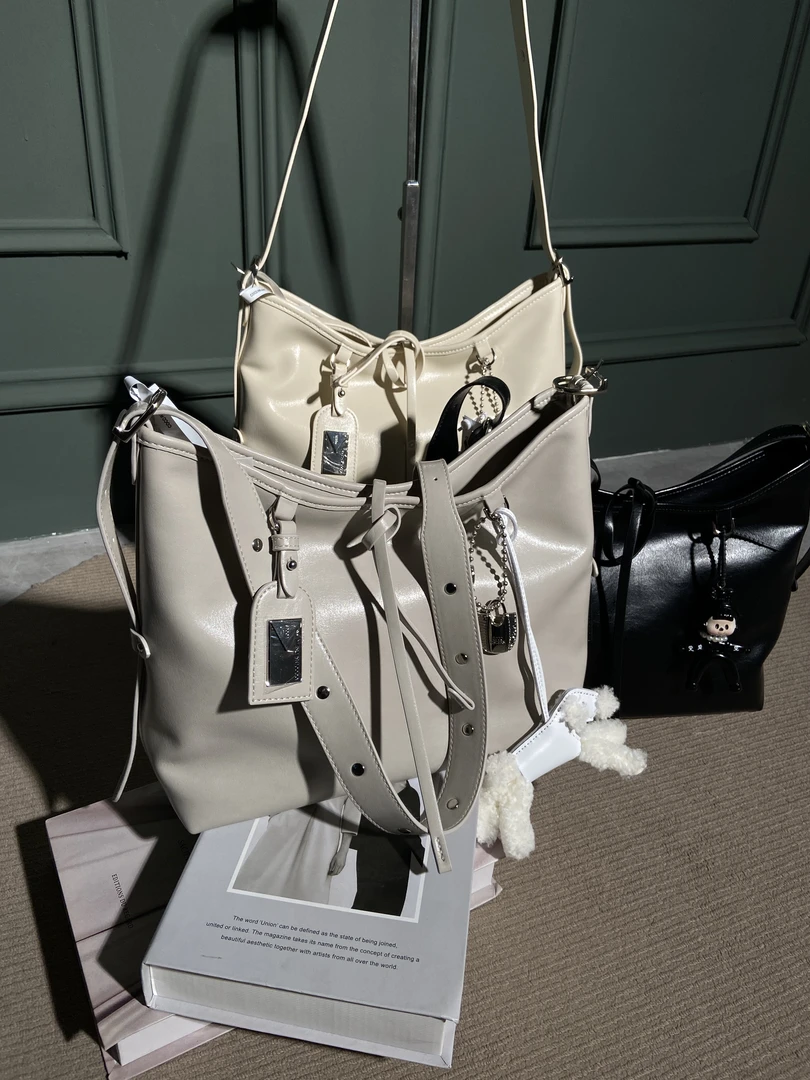 2025年 春夏新款 大容量托特包 软皮超质感 小众单肩腋下