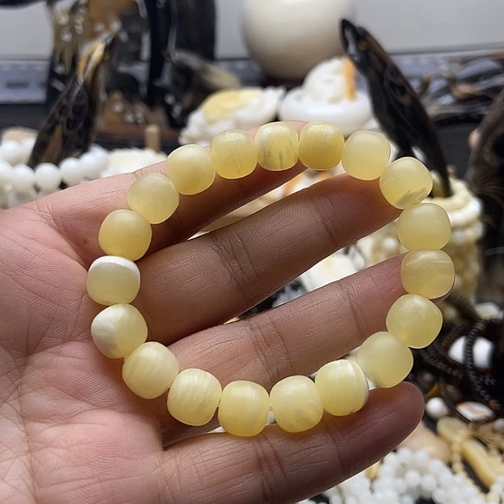 非金属贝壳贝雅轩工艺品蜜蜡色老型微瑕