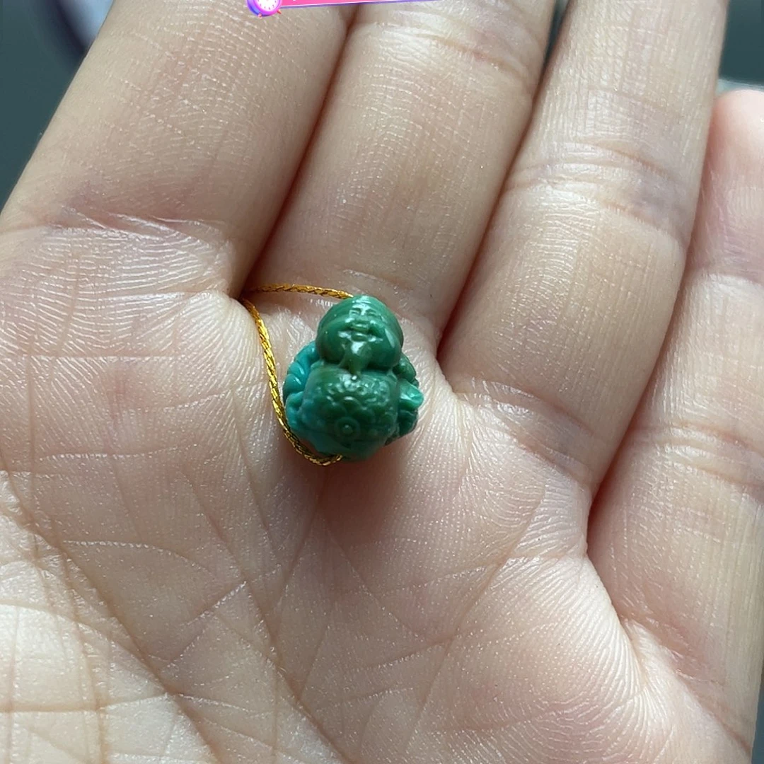 绿松石未镶嵌颈饰