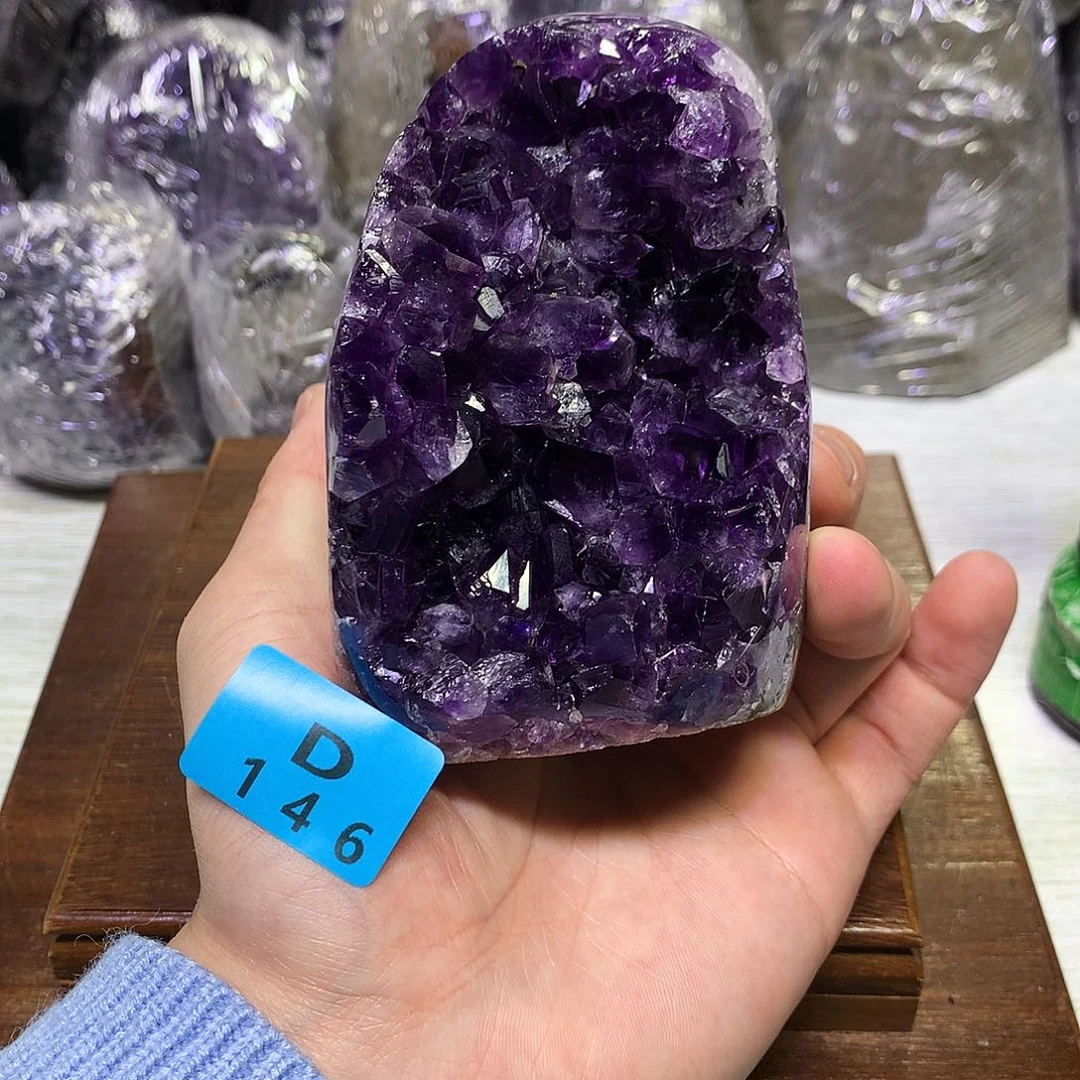 紫晶大型摆件（非配饰）未镶嵌