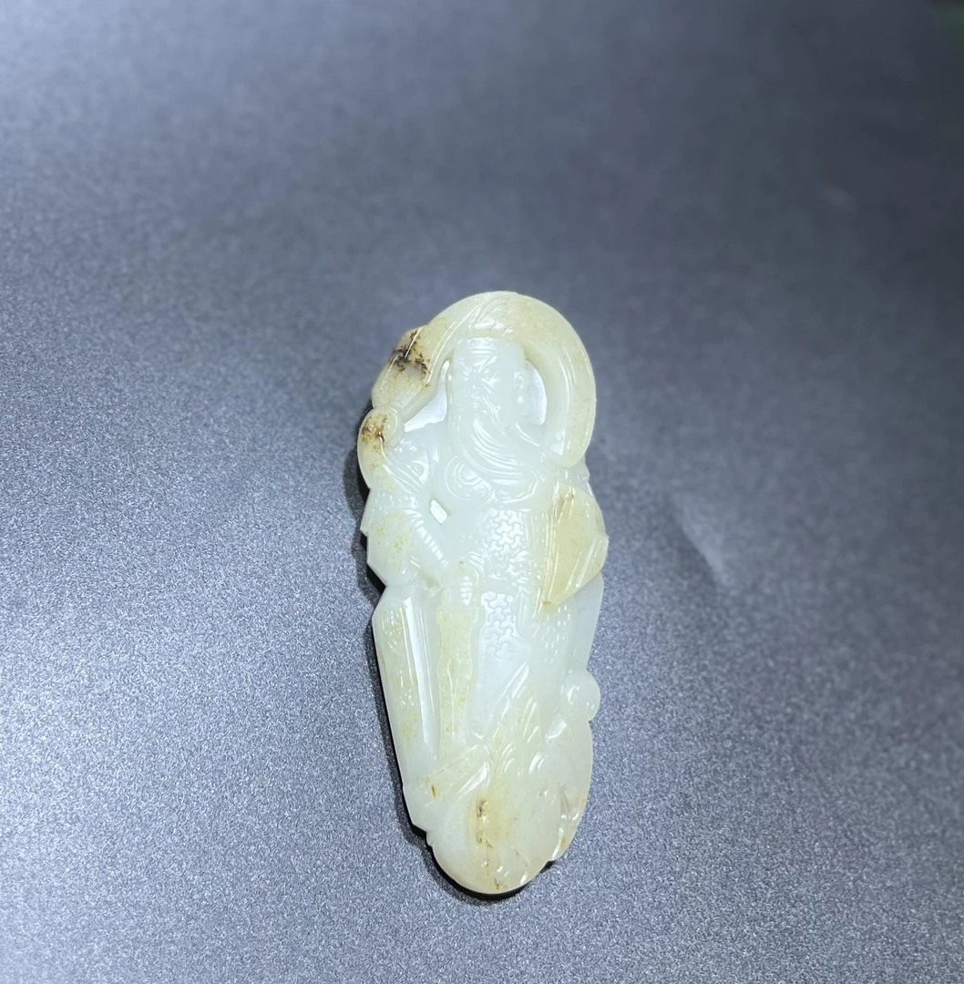 精美和田玉关公手把件