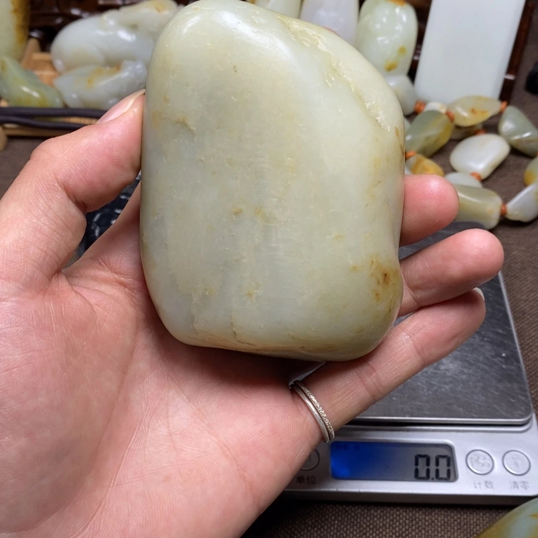 和田玉未镶嵌摆件