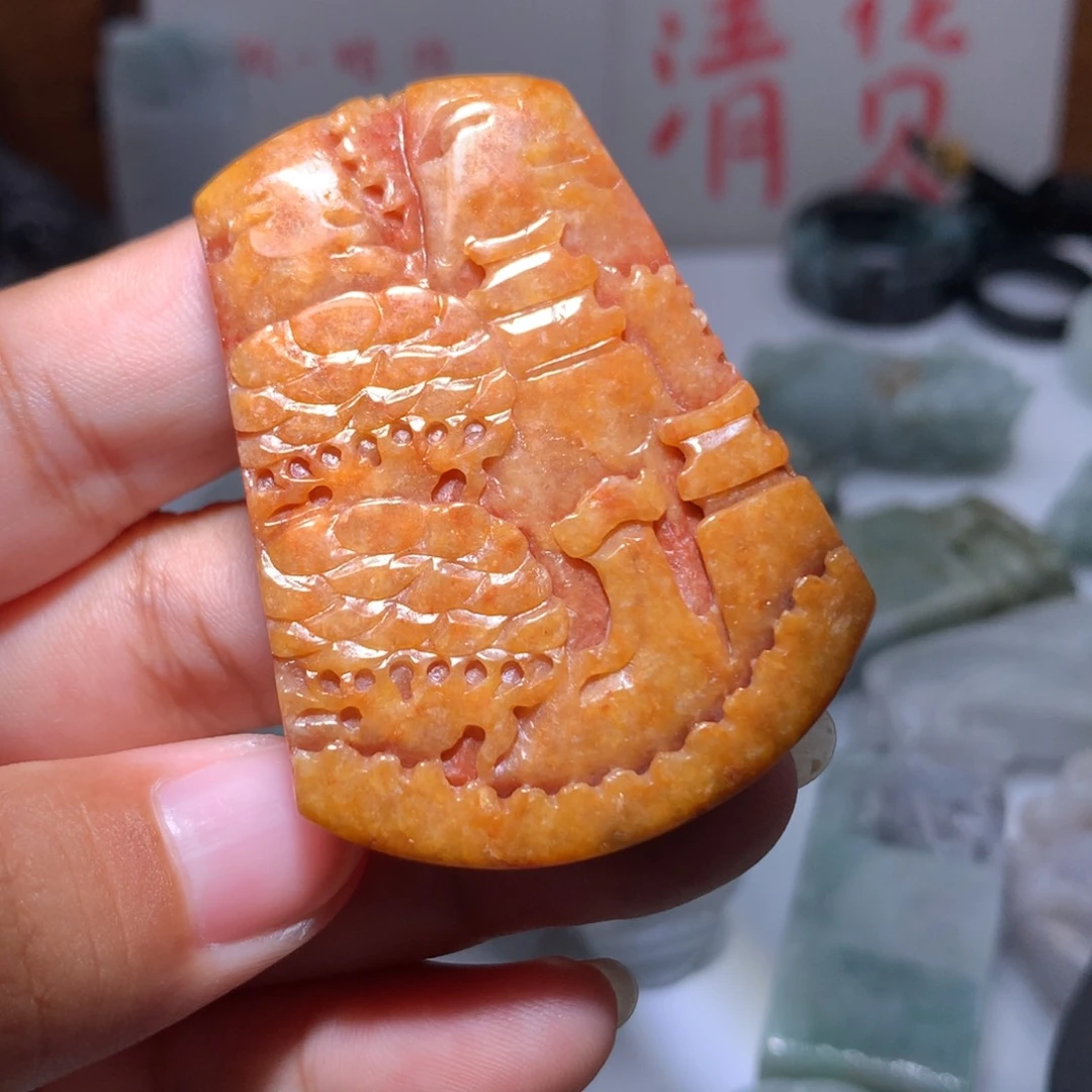 翡翠未镶嵌颈饰保真天然A货翡翠