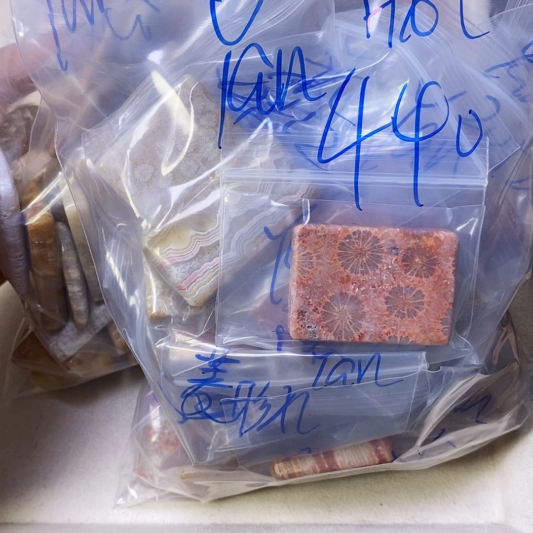 查罗石合金颈饰Y****