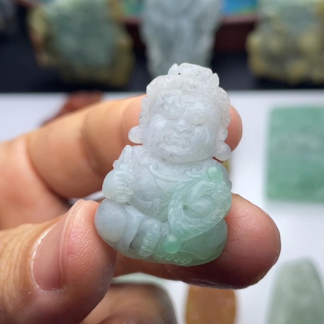 定制翡翠未镶嵌定制