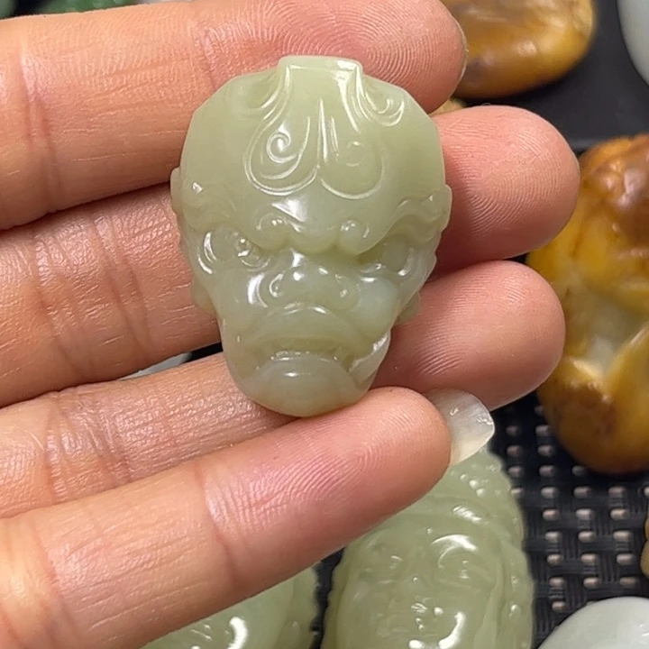 和田玉未镶嵌挂件17.9 克