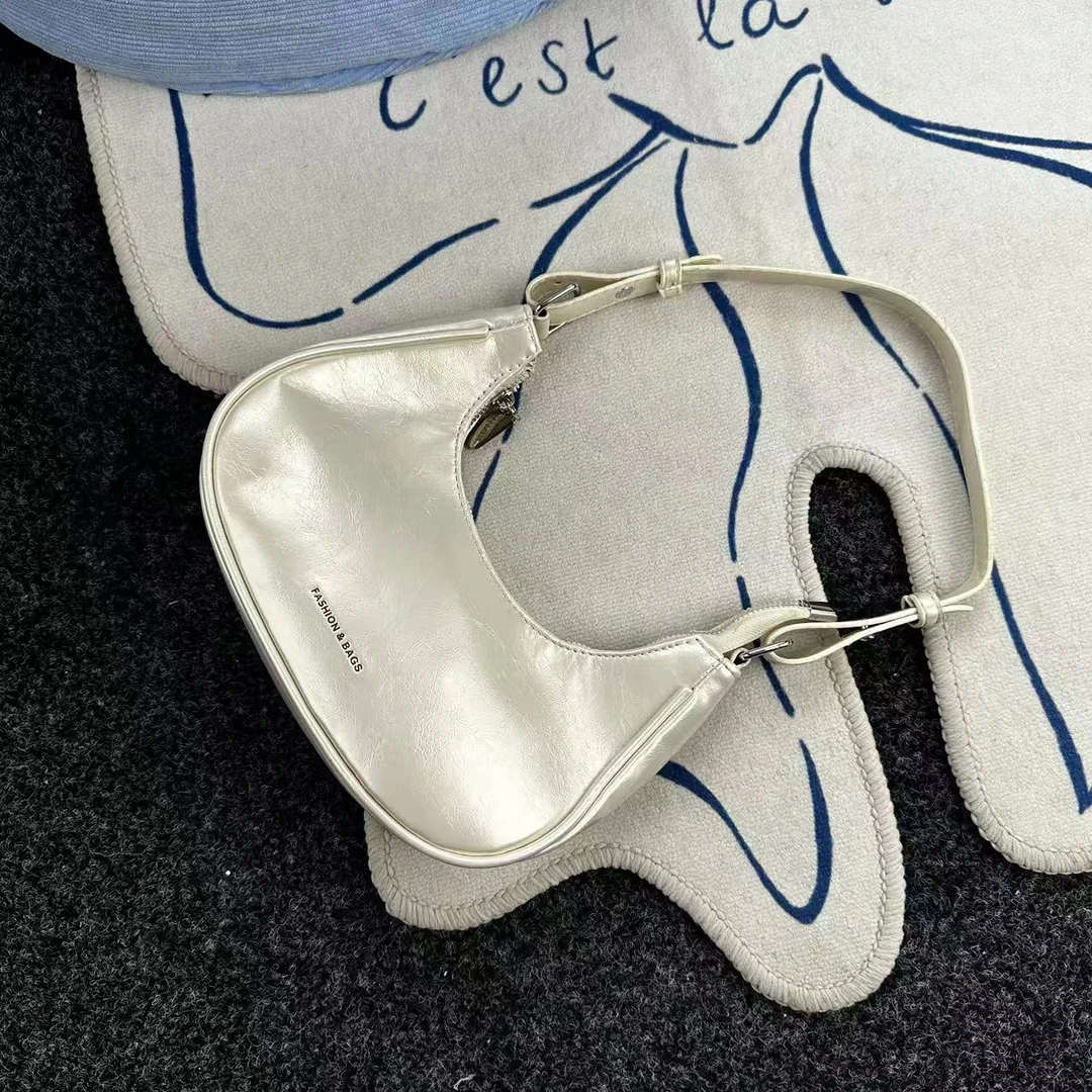 一张同学【长约24宽7高10单位厘米】时尚手提单肩包C5945白色