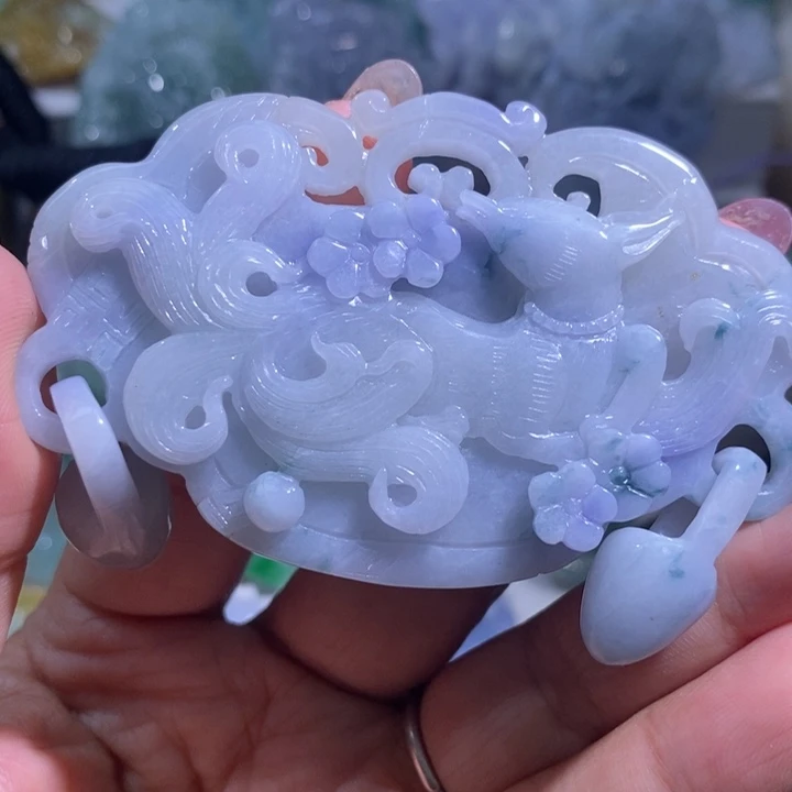 【闪购商品】翡翠未镶嵌颈饰九尾