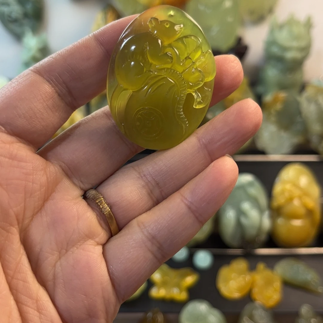 蛇纹石玉合金颈饰