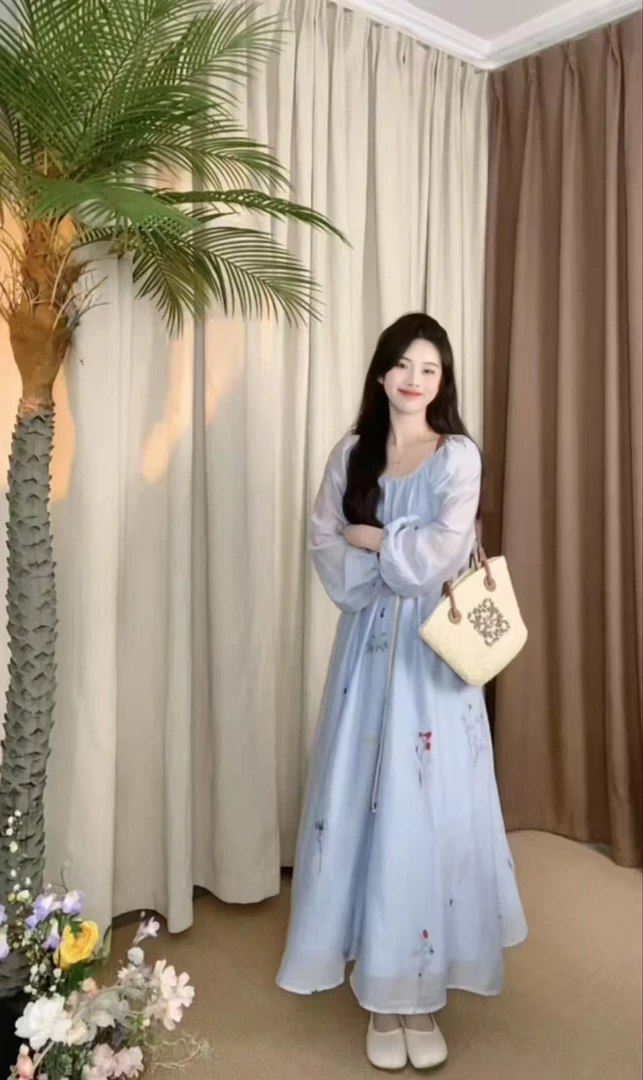 AN.XIN【四季海棠】法式田园风刺绣立体花朵减龄连衣裙0023