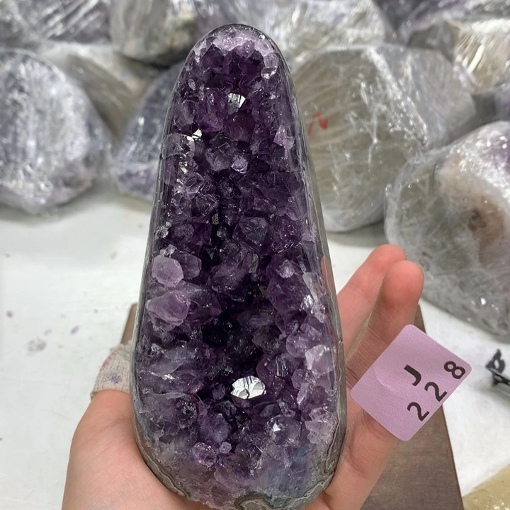 水晶大型摆件（非配饰）未镶嵌