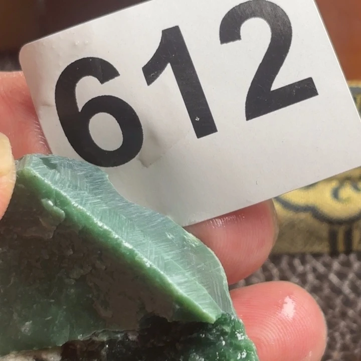 西安石?****石精美掘绿石