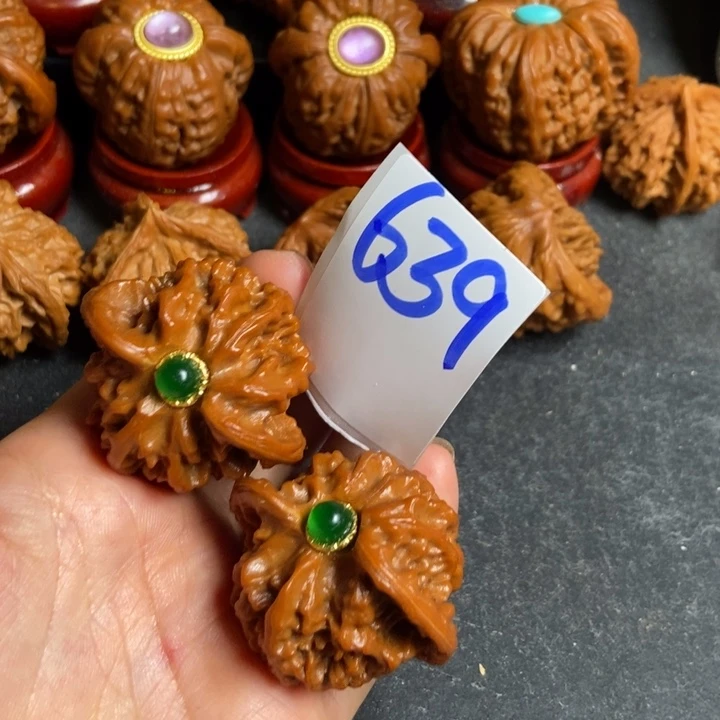 把件文玩核桃狮子639
