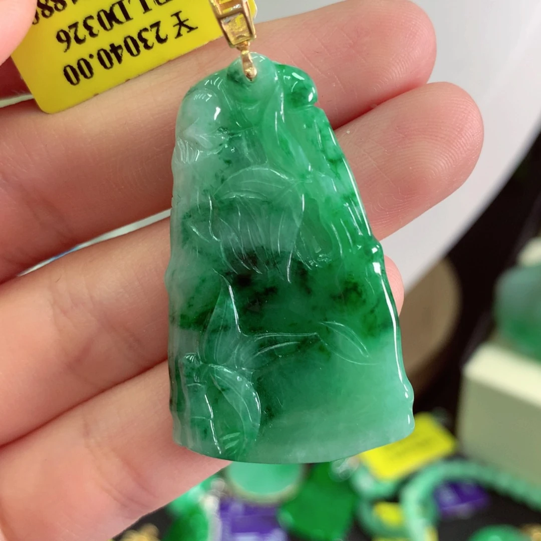 翡翠18K金镶嵌吊坠(不含链)