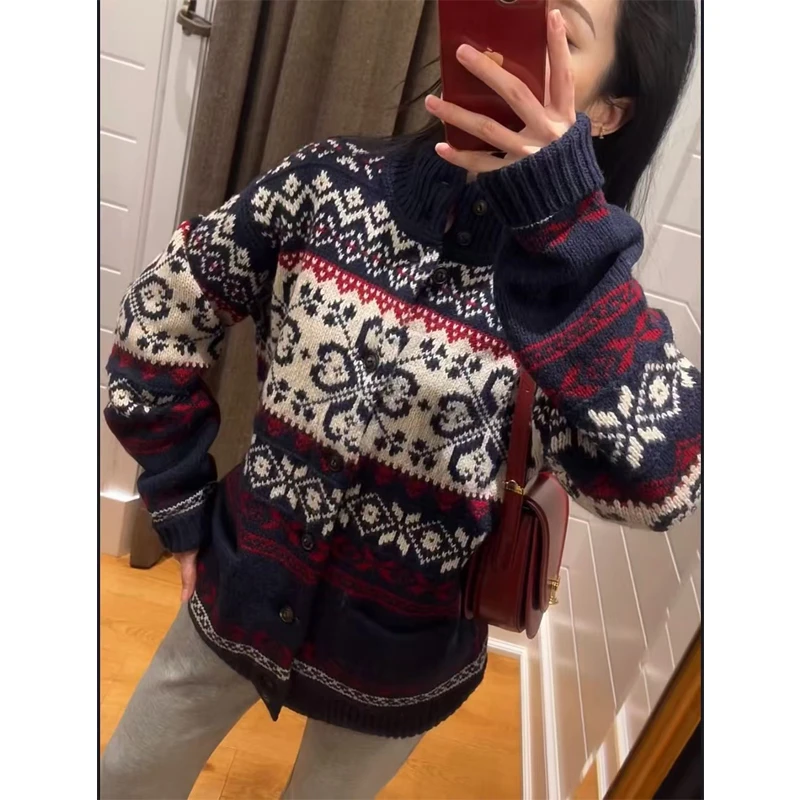 亚薇女装 053费尔岛撞色提花针织绵羊毛开衫毛衣094-KS81270