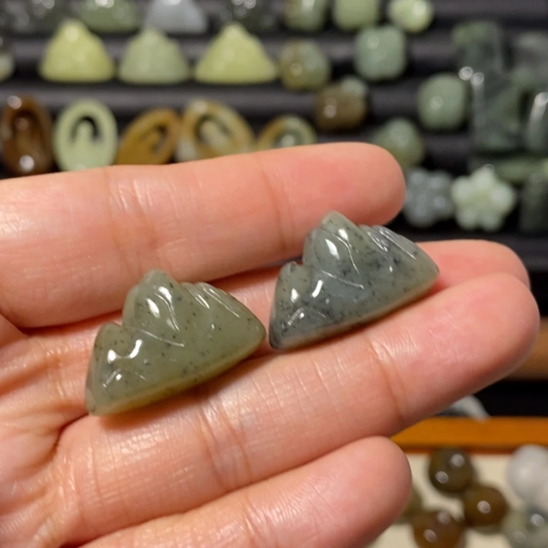 和田玉未镶嵌手链瑕疵品有小裂纹