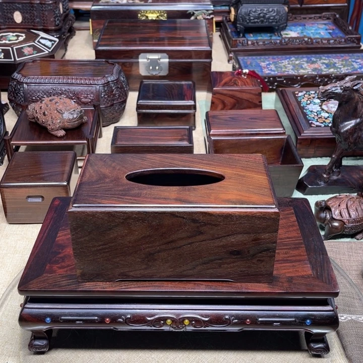 紫檀木类成套家具