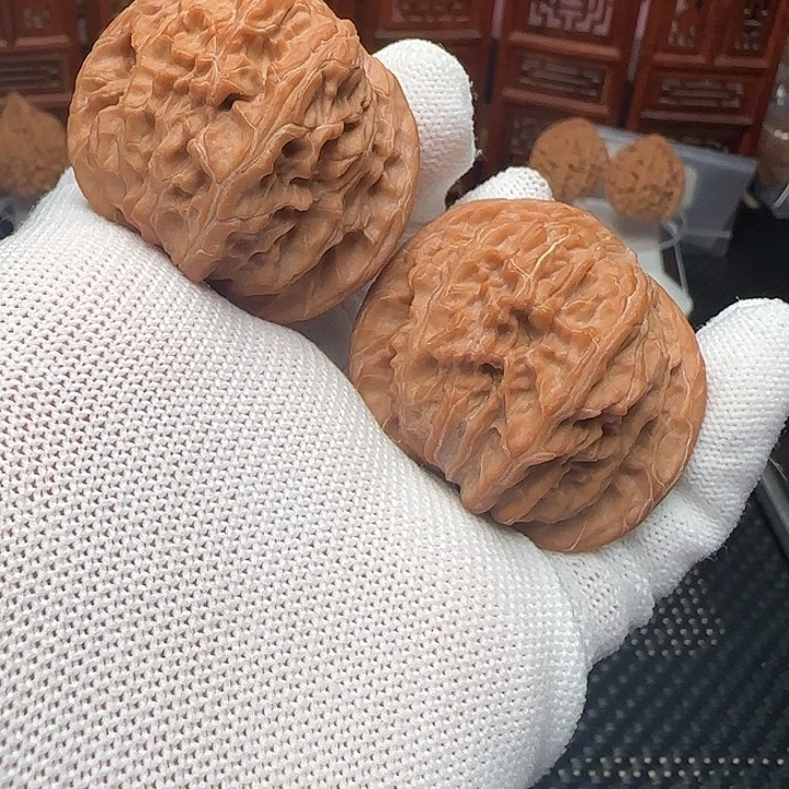 吊坠文玩核桃全品蝴蝶磨44尺头货
