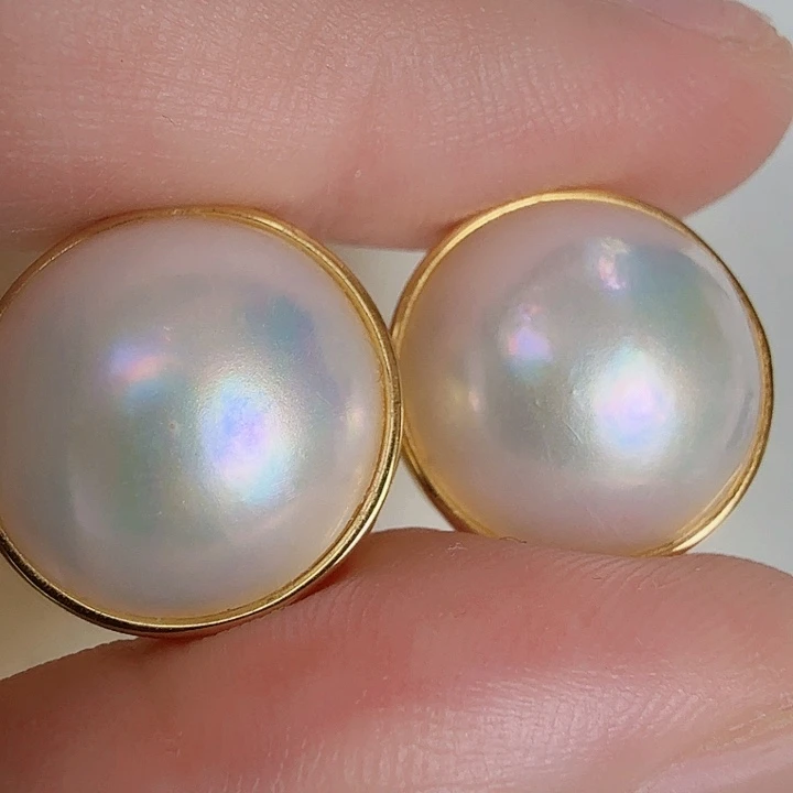 拼合珍珠（马贝珠）未镶嵌耳饰