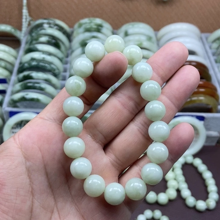 蛇纹石玉未镶嵌手链