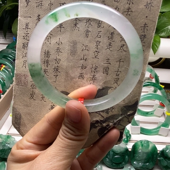 石英质玉未镶嵌手镯