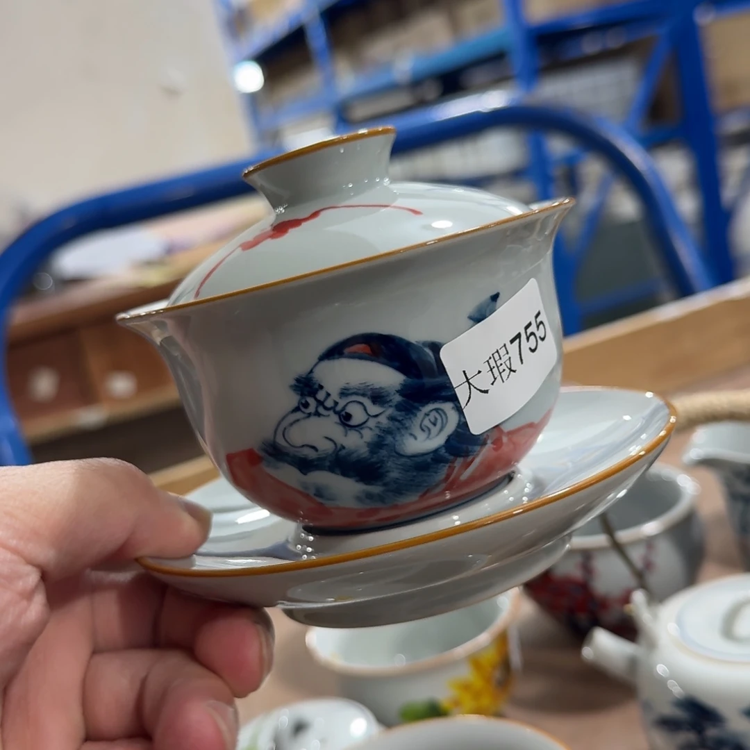 釉下手绘茶具微瑕