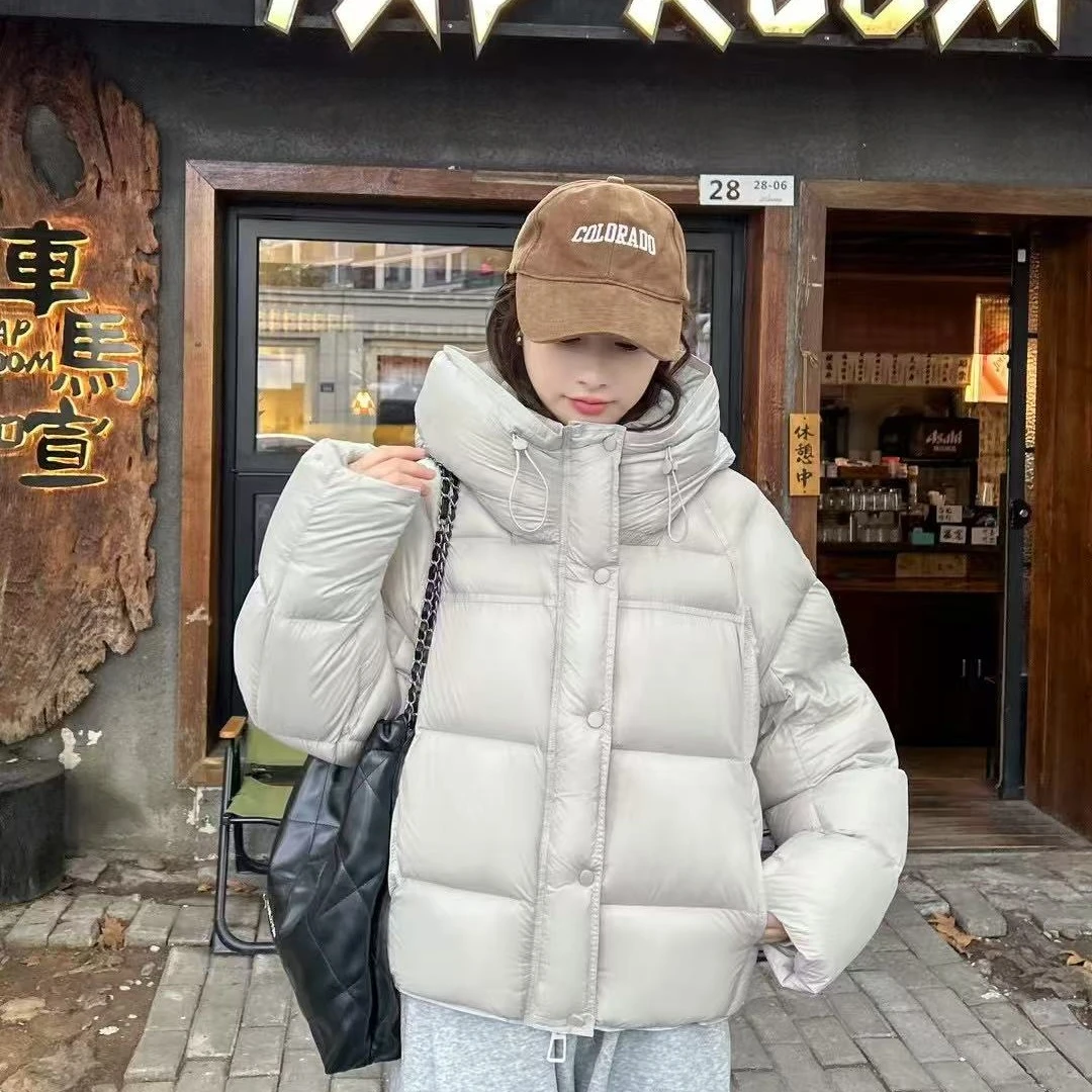 绒子含量90%新国标白鸭绒磁吸扣短款泡芙连帽羽绒服女装外套033
